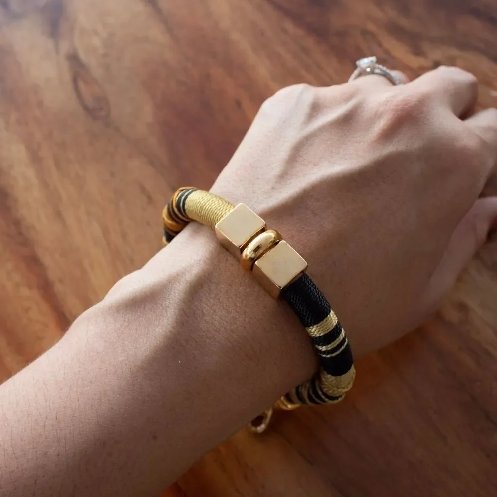 Handmade bracelet gold details brown adjustable new - Picture 2 of 4